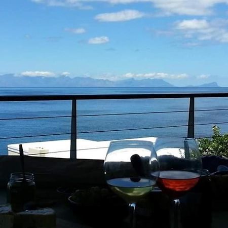 Quarterdeck Holiday Apartment ケープタウン エクステリア 写真