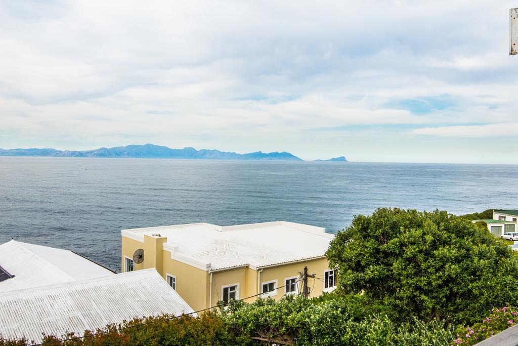 Quarterdeck Holiday Apartment ケープタウン エクステリア 写真