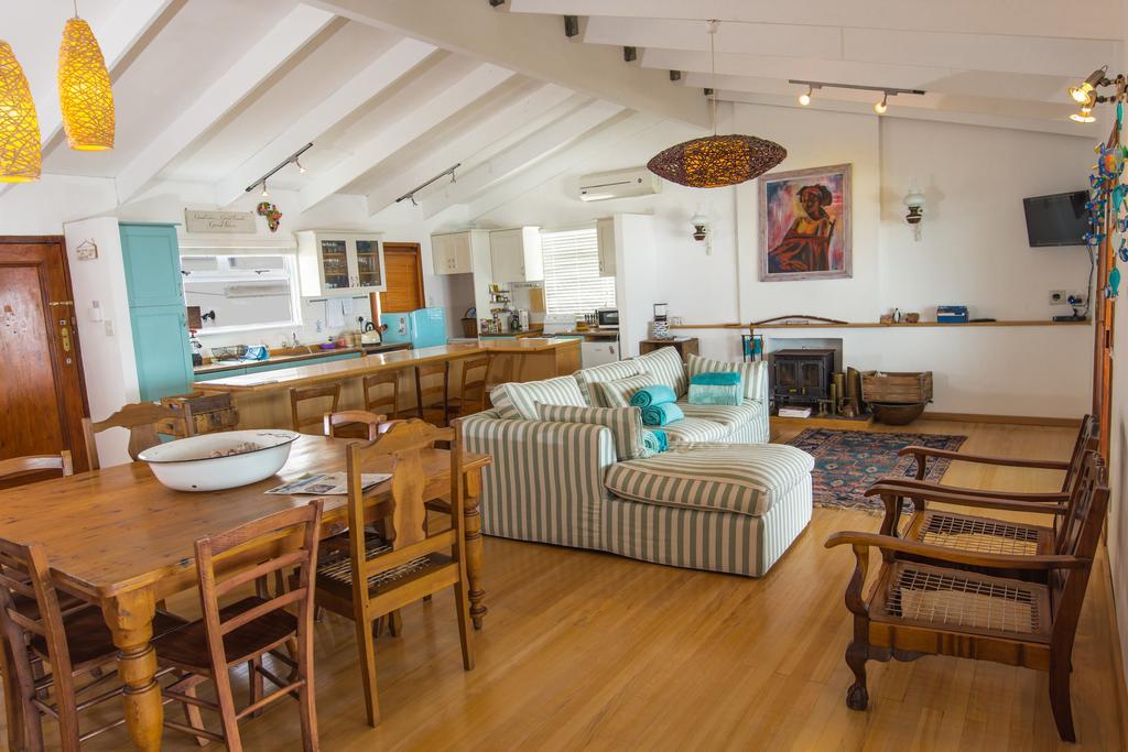 Quarterdeck Holiday Apartment ケープタウン エクステリア 写真